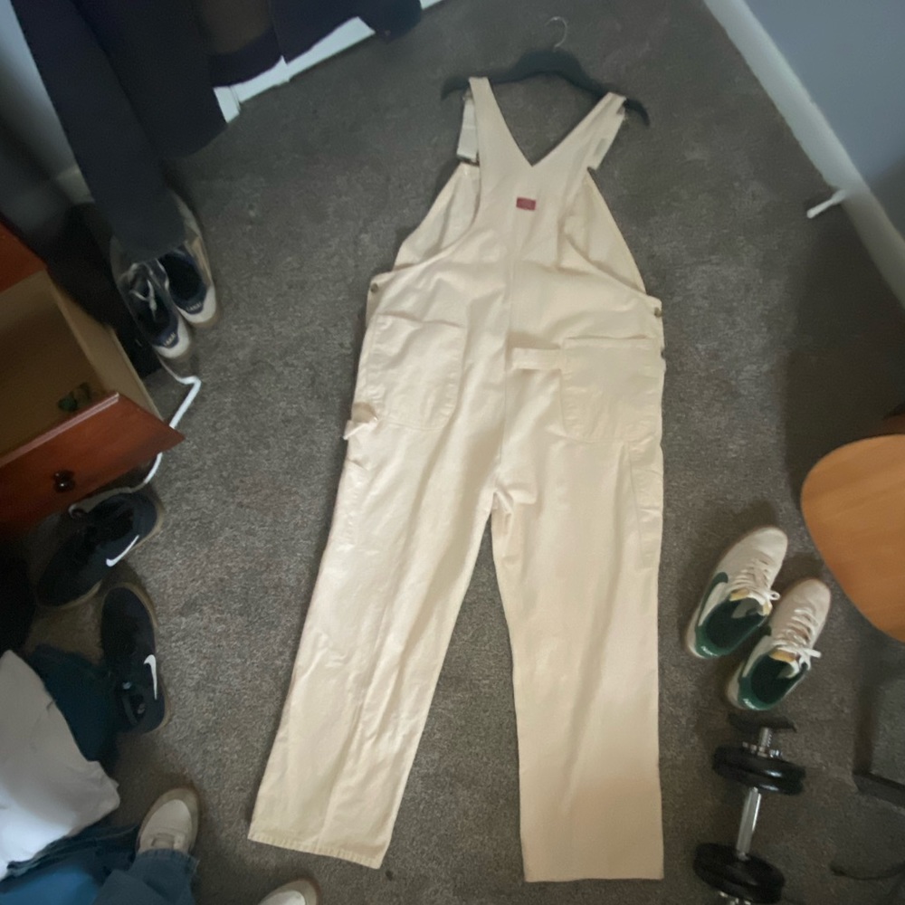 Thought they would fit me, ended up being a bit too big. They look brand new! - Picture 2 of 2